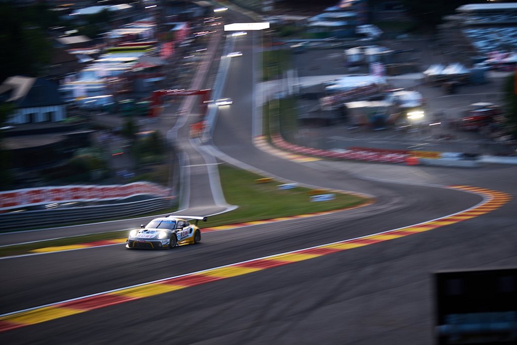 19-07spa047.jpg