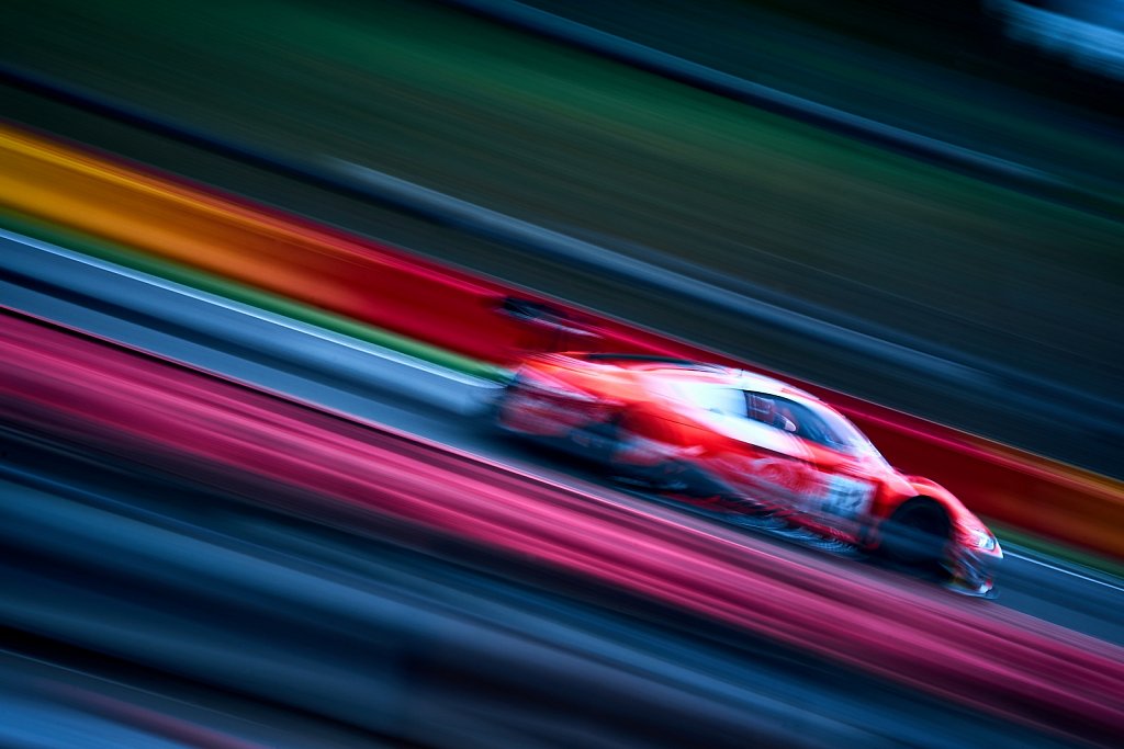 19-07spa253.jpg